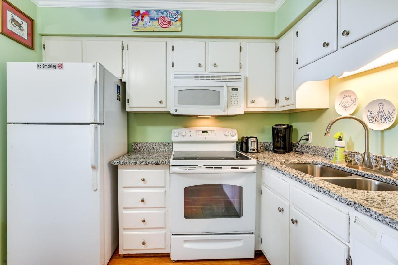 Coastal Murrells Inlet Condo With Balcony! Миртъл Бийч Екстериор снимка