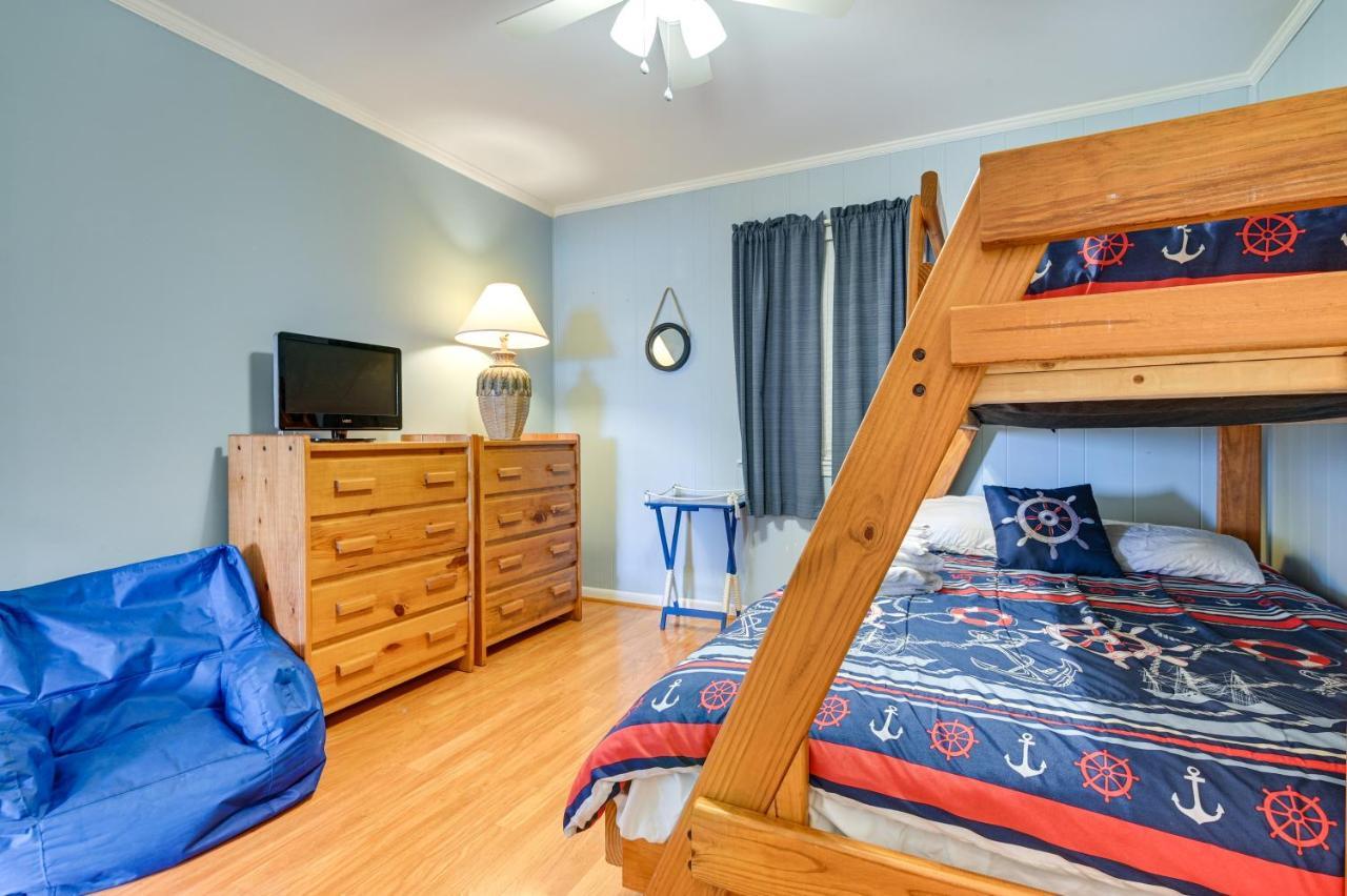 Coastal Murrells Inlet Condo With Balcony! Миртъл Бийч Екстериор снимка